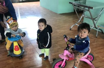 Những thiên thần nhỏ được sống trong sự yêu thương, săn sóc của quý Srs