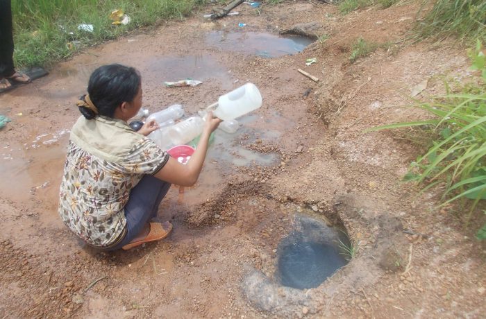 Lang đi lay nuoc