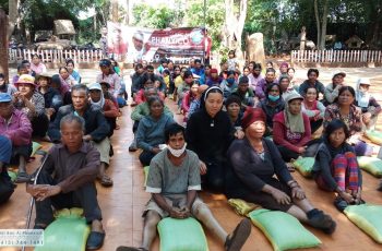 150 hộ thuộc 21 làng phong đón nhận món quà yêu thương của quý Ân Nhân